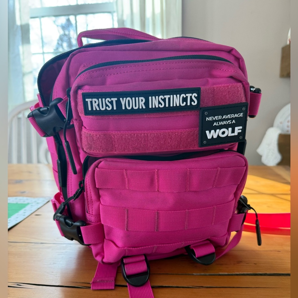 Wolfpack 9L mini backpack voodoo pink